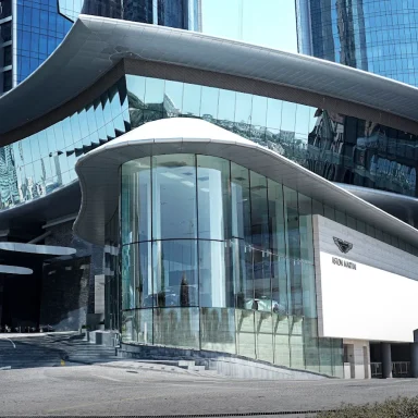 ASTON MARTIN SHOW ROOM